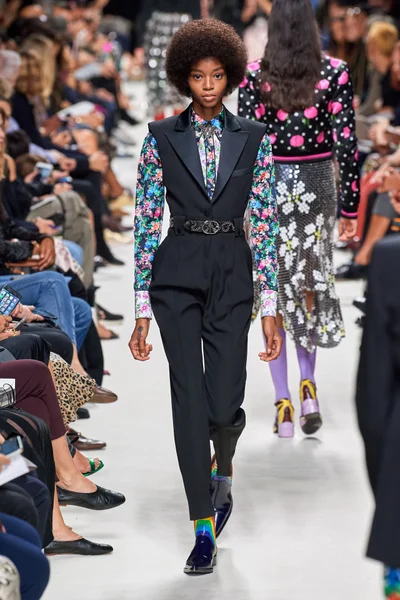 Look 36
